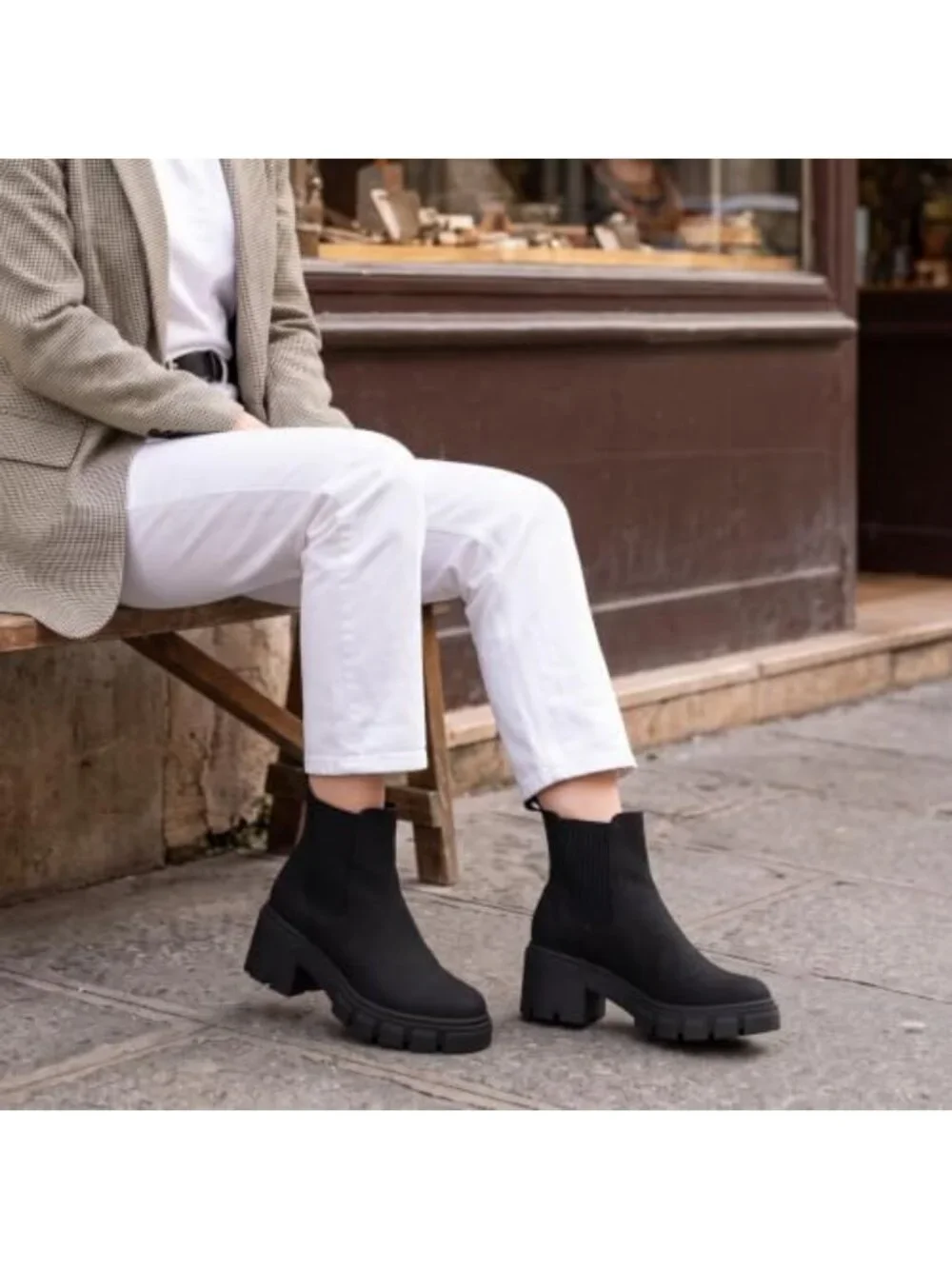 Chic Women's Slip-On Chelsea Ankle Boots | Stylish & Comfortable Footwear